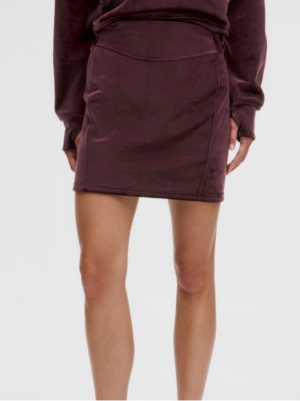 NWT Lululemon Scuba High-Rise Mini Skirt Velvet Medium Garnet